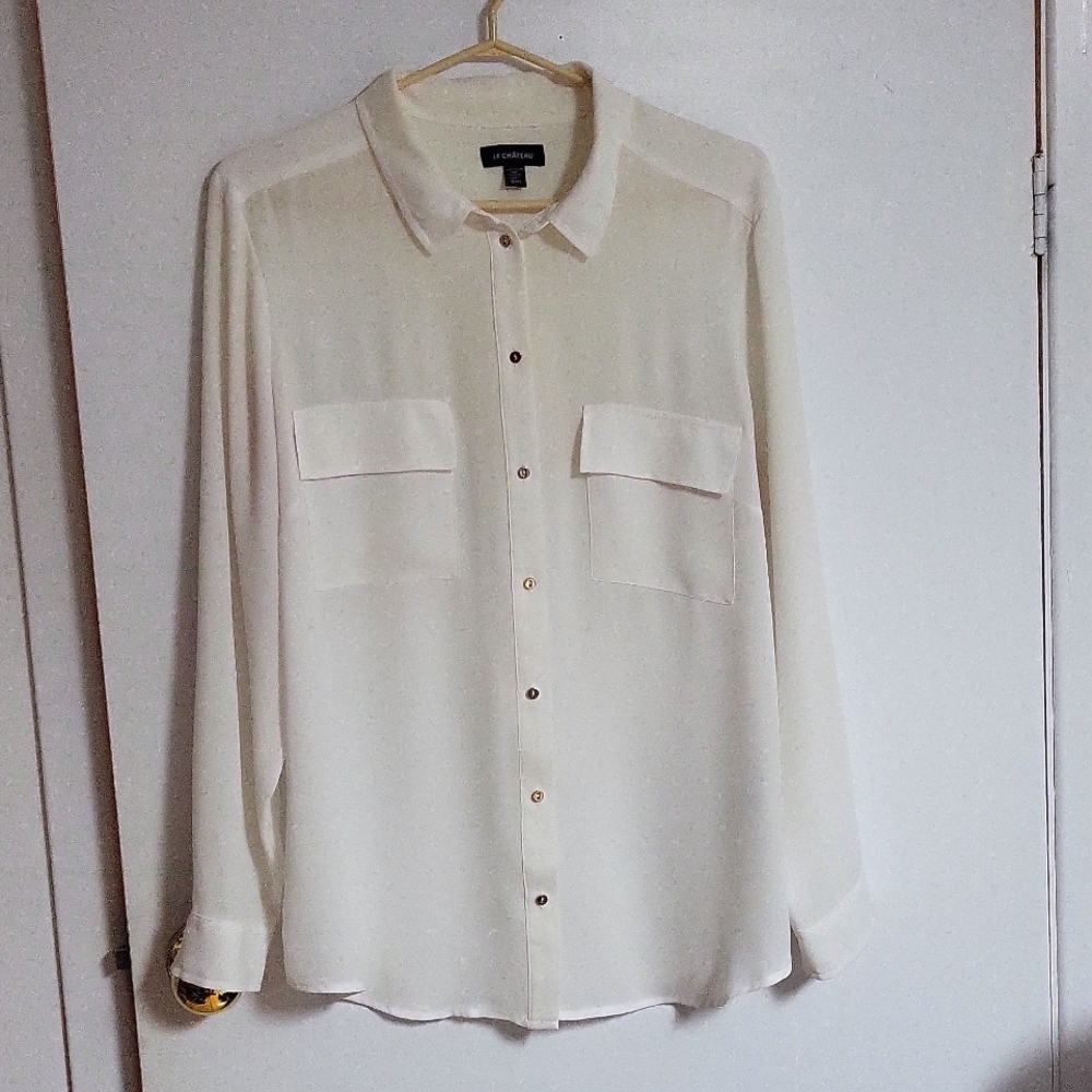 Le Chateau women's pre-owned off-white long sleeve top.XL